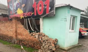 Окупанти займаються мародерством у Новій Каховці та виводять з ладу свої танки - Генштаб