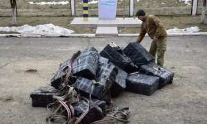 На Харківщині автомобіль підірвався на ворожій міні: загинуло четверо людей 