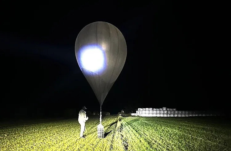 Литва не планує скасувати рейси через метеокулі з Білорусі