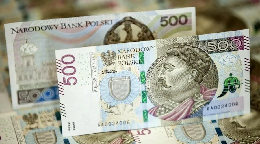 НБУ підвищив курс долара, євро та злотого на 7 травня