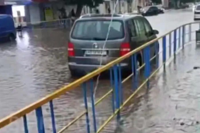 Могилев-Подольский оказался под водой после ливня