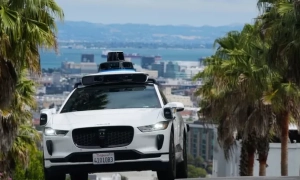 Японія заявила, що випущені Китаєм балістичні ракети вперше впали у її води