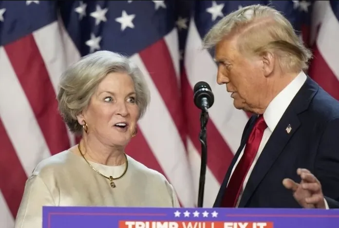 Глава апарату Білого дому спростувала інтерв’ю, де порівняла Трампа з алкоголіком