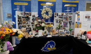 КНДР на зруйнованих дорогах до Південної Кореї звела земляні насипи та протитанкові рови