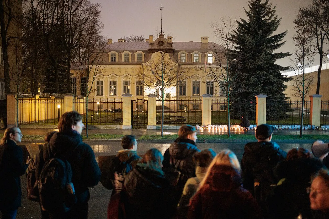 У Вільнюсі осквернили меморіал опозиціонерів біля білоруського посольства