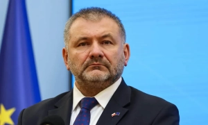 Minister Polski proponuje „opcję nuklearną” wobec Węgier