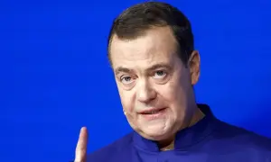 В Черном море на боевом дежурстве находится четыре вражеских корабля