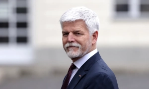 Фото: прикордонник на Закарпатті під час затримання намагався з’їсти хабар