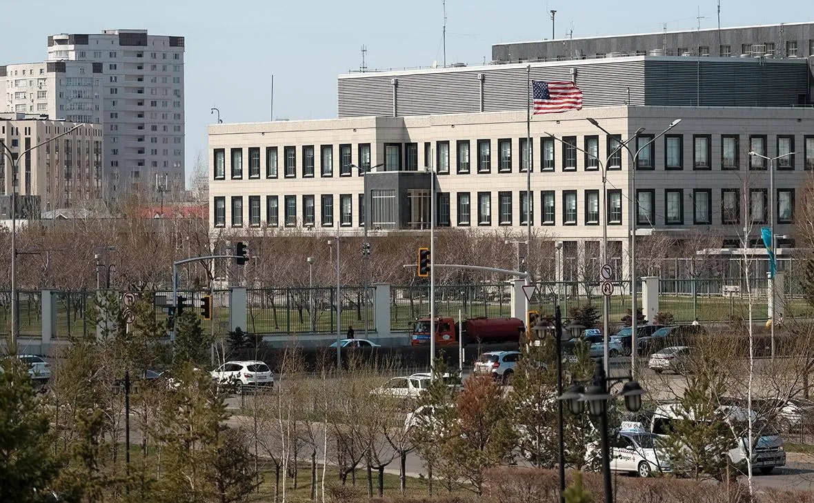 Держдеп США наказав посольствам негайно оцінити безпеку через загострення на Близькому Сході