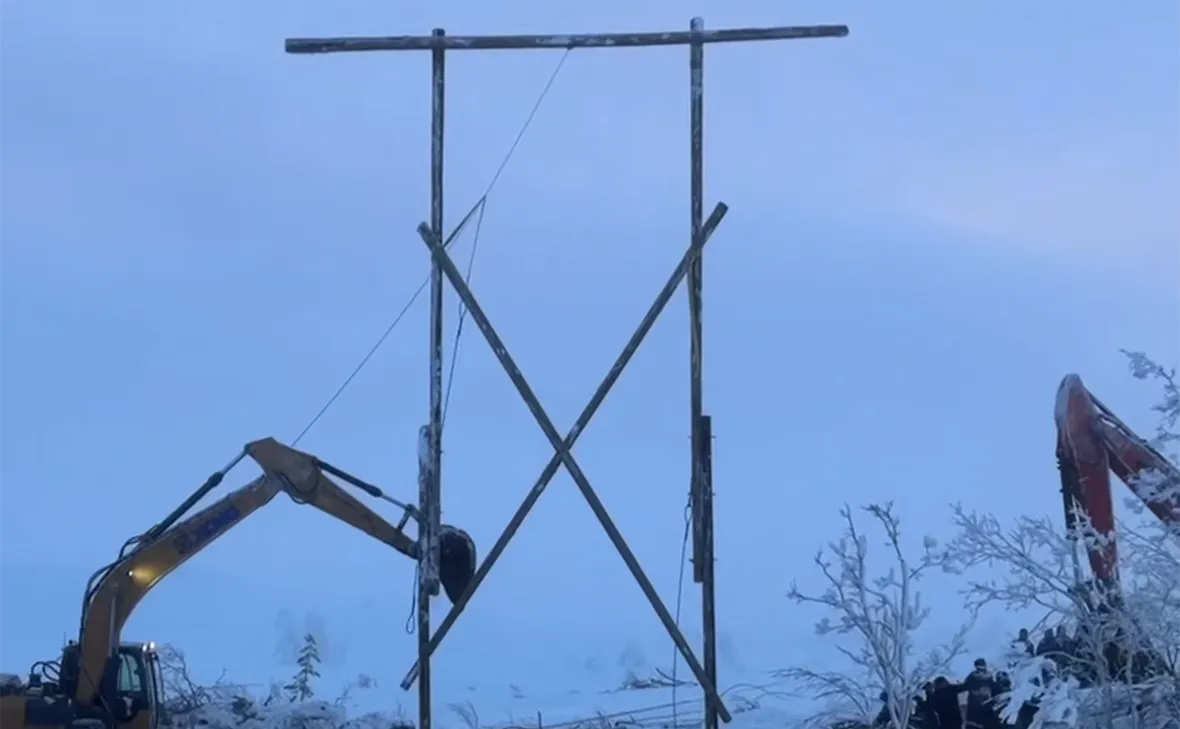 Енергопостачання головної бази Північного флоту рф відновили на дерев’яних ЛЕП