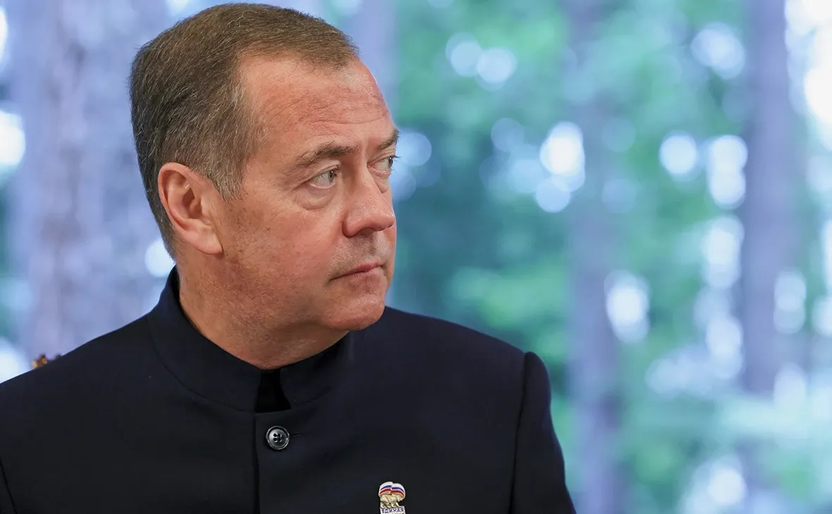 Medvedev called for a move toward the mass seizure of Western companies' assets