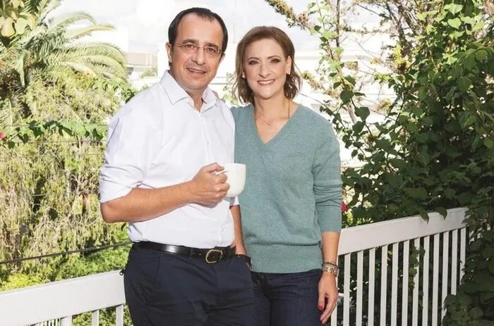 Перша леді Кіпру йде з благодійного фонду через звинувачення в корупції