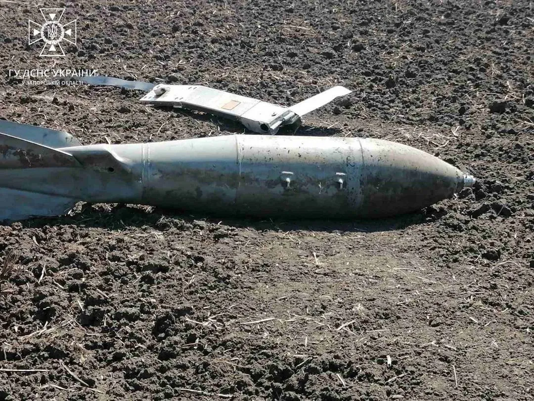 Russia attacked Kharkiv with KAB bombs; one person was killed, and warehouses caught fire