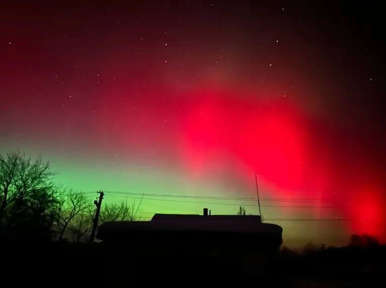 Фото: над Україною спостерігалося північне сяйво
