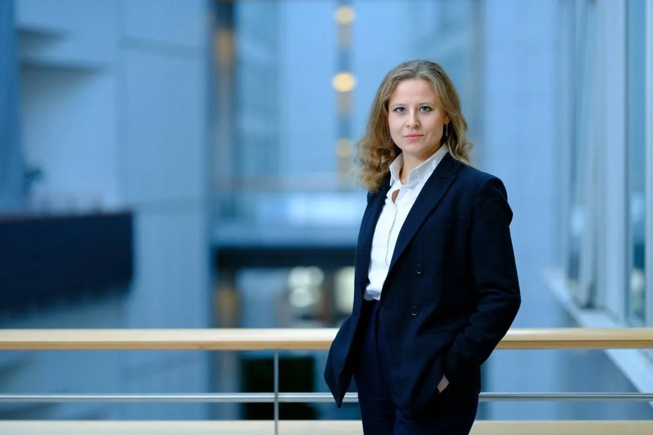 Важливо було показати цю історію: асистентка віцепрезидентки Європарламенту Разумкова-Дюфур про виступ Романа, який вижив після удару по Вінниці