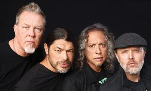 Німецький художник створив портрет путіна з ковпаком у вигляді банана в Києві — фото