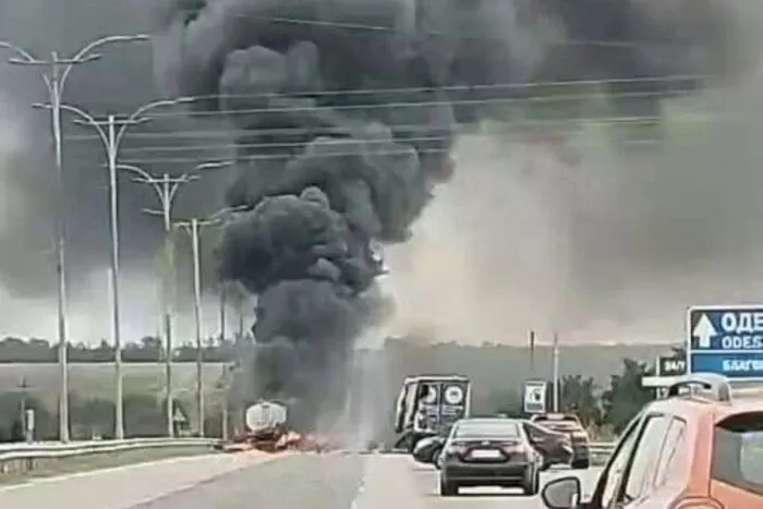 The Kyiv–Odesa highway was closed due to a major traffic accident