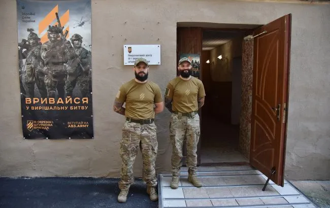 Член угорської делегації злякався мобілізації і пропустив поїздку до України