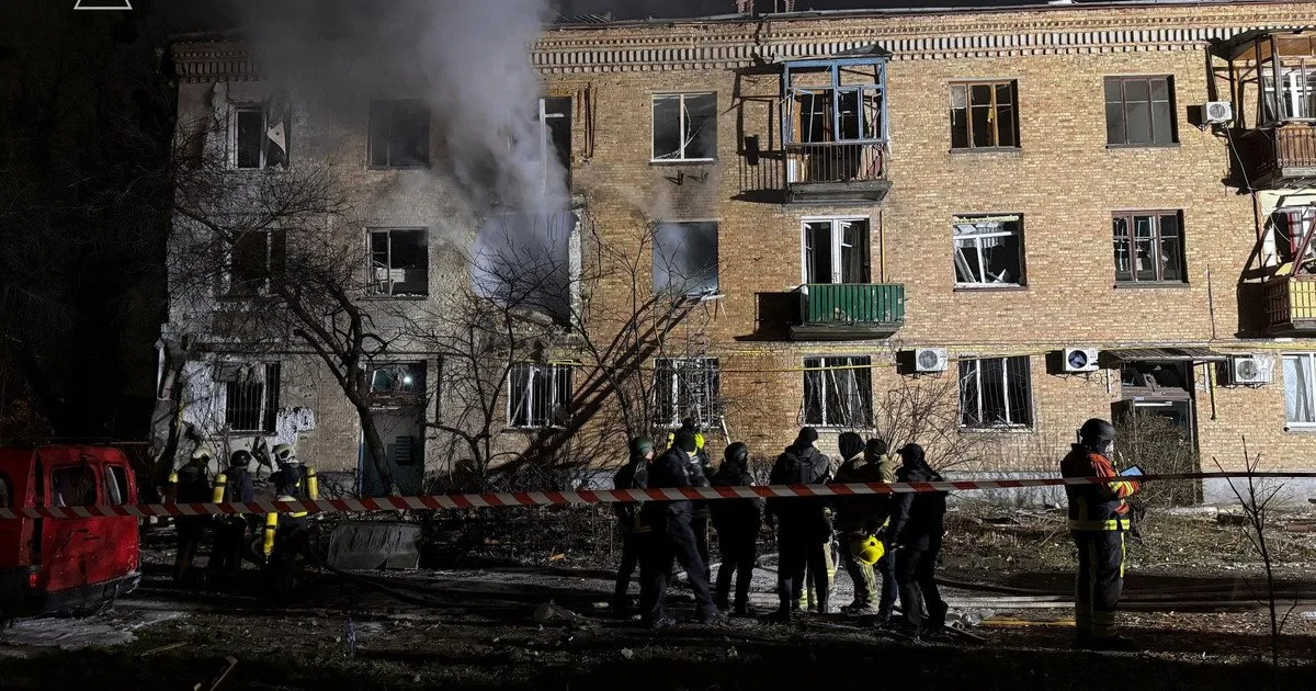 У Києві кількість постраждалих після нічної атаки РФ зросла до 37