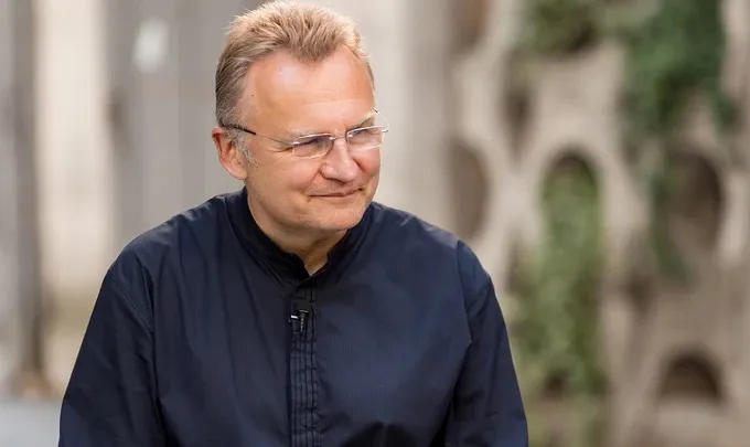 Video: A listening device was found in the Lviv mayor's official vehicle