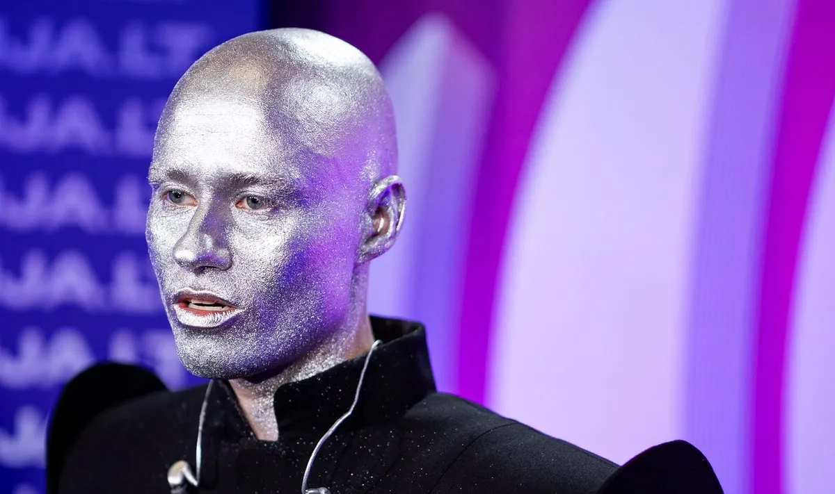 Епатажний Lion Ceccah представить Литву на Євробаченні — відео