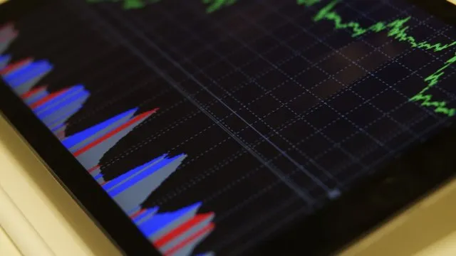 Російські акції різко впали після заяв Путіна про Донбас