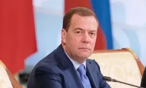 Зеленський ввів санкції проти ексголови ОП Андрія Богдана та партнера Медведчука