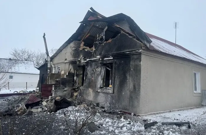 Унаслідок атаки на території Хмельниччини пошкоджено житловий будинок