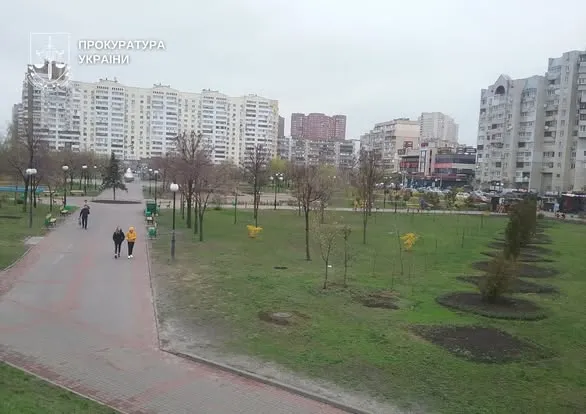 У парку «Позняки» заплатили за невиконані роботи майже мільйон гривень