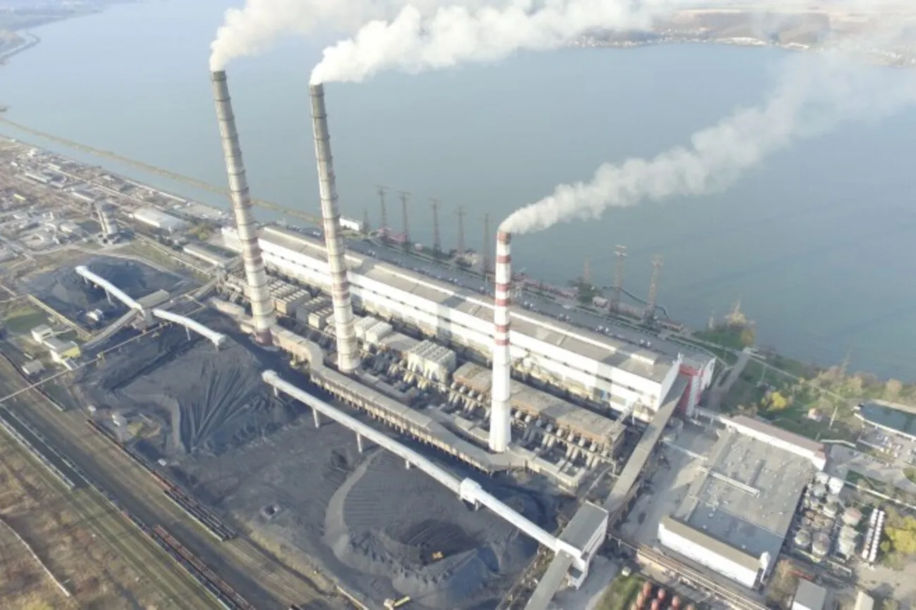 На Прикарпатті після обстрілу росіян зупинилася Бурштинська ТЕС