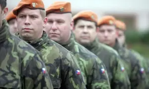Лишь 11% европейцев считают США союзником