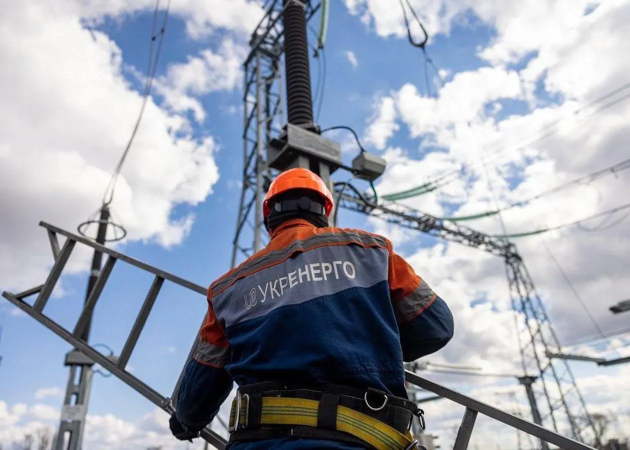 рф атакувала енергетику у Києві та 5 областей, без світла залишились понад пів мільйона споживачів