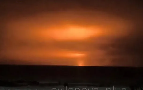 Видео: Генштаб подтвердил поражение оборонного завода и арсенала с боеприпасами в рф