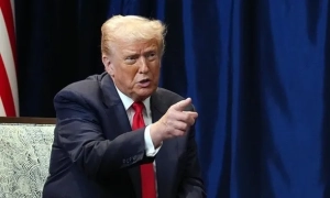 Kontrowersyjny pozew Trumpa przeciwko BBC trafił do sądu