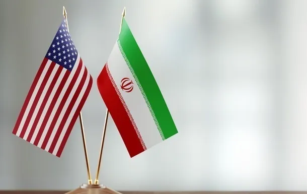 США та Іран продовжили переговори щодо ядерної угоди попри взаємні удари