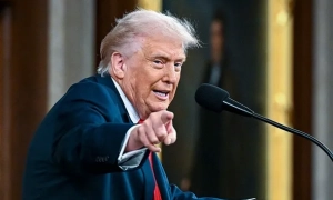 Трамп закликав іранців зачекати з протестами