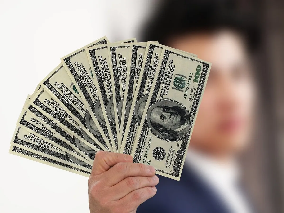 Найчастіше з українців примусово стягують кошти, що мають надійти до бюджету, — Мін'юст