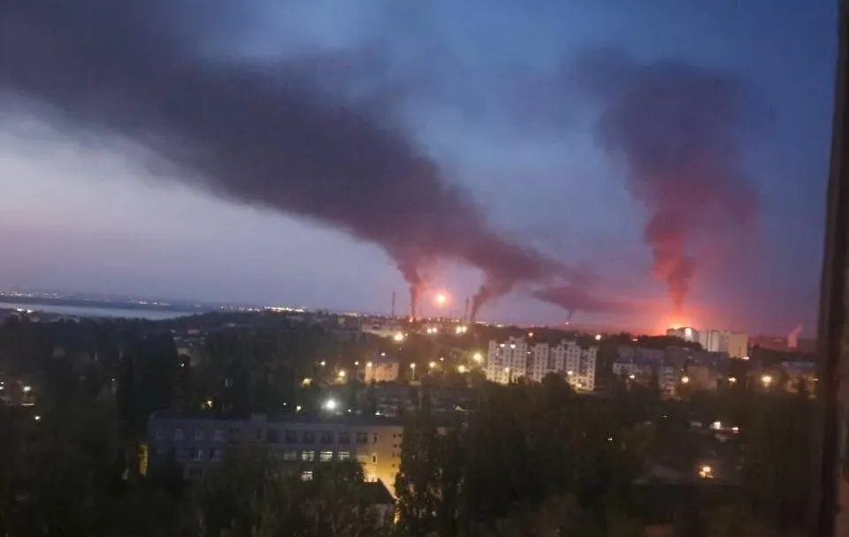 Україна завдала удари по НПЗ РФ на відстані 800, 1400 і 1500 кілометрів