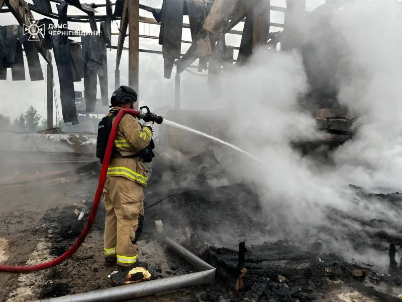 У Чернігові РФ атакувала енергетичну інфраструктуру та житлові будинки