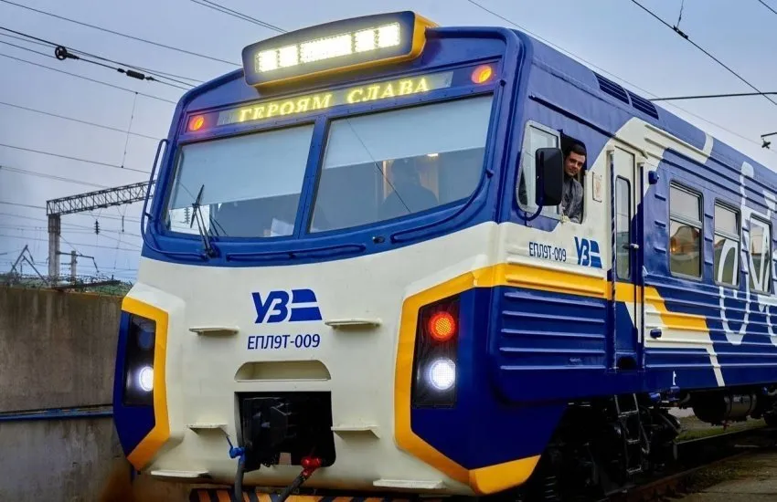 У Києві через атаку РФ призупинили поїзди Kyiv City Express