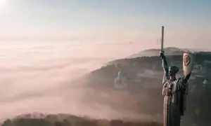 Видео: в многоэтажке на Голосеево взорвался газ