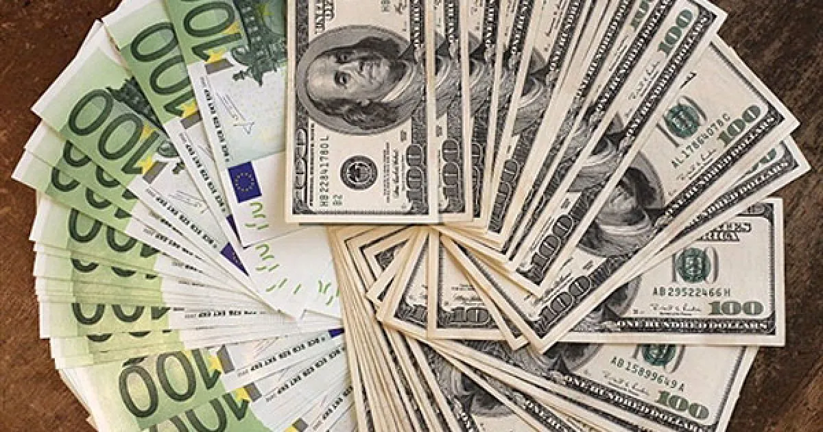 Міжнародні резерви України зросли до рекордних $54,7 млрд