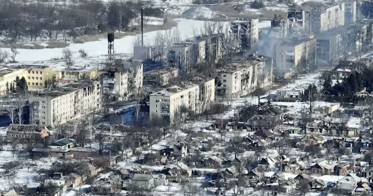 Туризм на кістках: Росія планує возити туристів на зруйнований Донбас