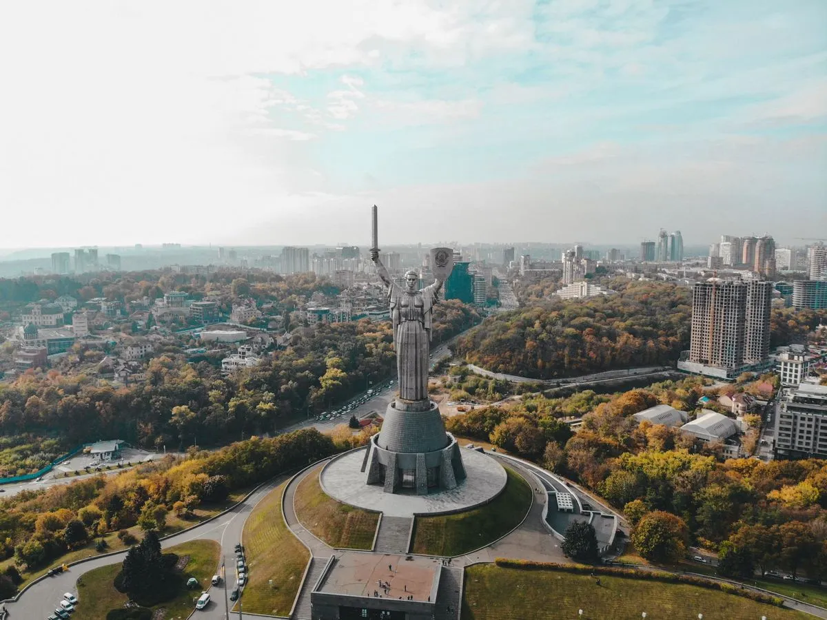 У Києві та області скоротять комендантську годину