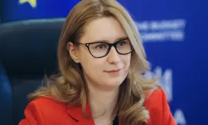 РФ атакувала дронами підприємство на Хмельниччині, спалахнула пожежа