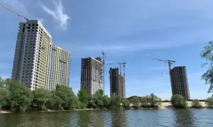 Фото: на Київщині Росія обстріляла Головне управління розвідки та завод «Антонов» - ЗМІ