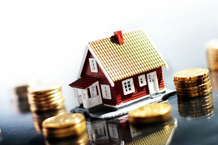 Property owners must pay the tax on excess square meters by September 1