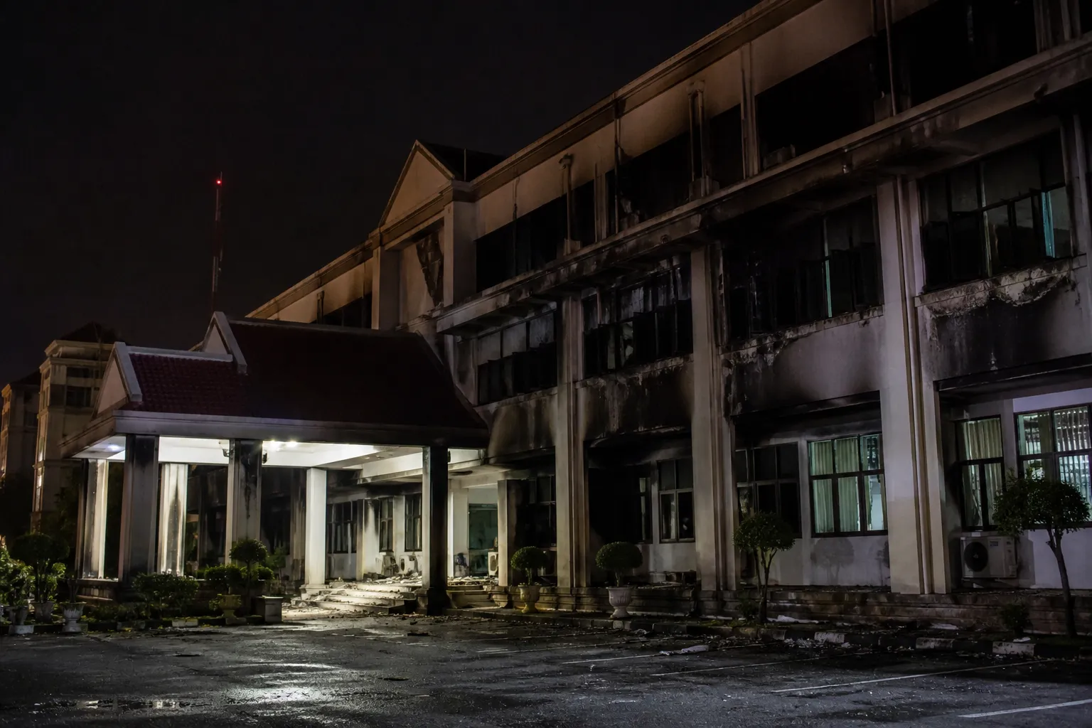 W południowej Tajlandii doszło do 51 skoordynowanych ataków, dwie osoby ranne