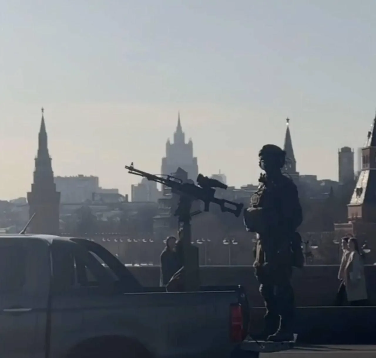 Москва зазнала масованої атаки безпілотників другу добу поспіль