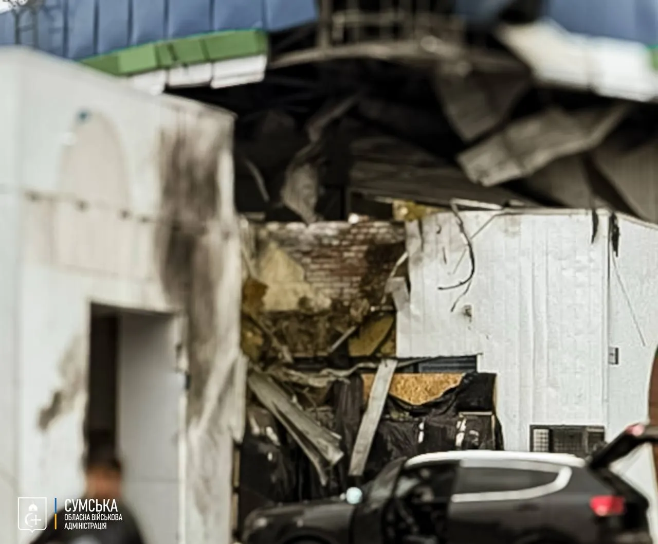 Російські окупанти вдарили по АЗС у Сумах